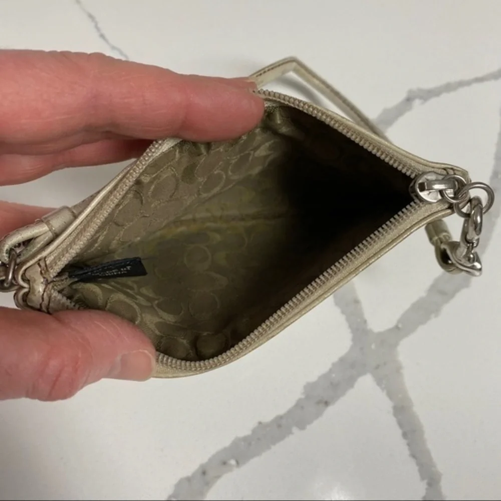 Coach Wristlet Cream